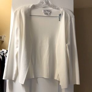 JOSEPH RIBKOFF BEAUTIFUL WHITE CROPPED CARDIGAN-NWOT SZ SM